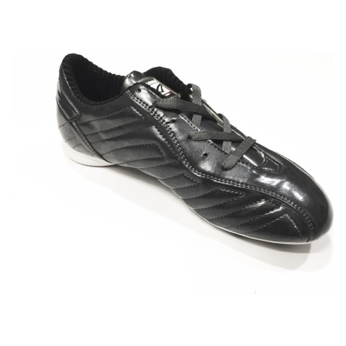 buty uniwersalne ESSE-3 (LEGEA)
